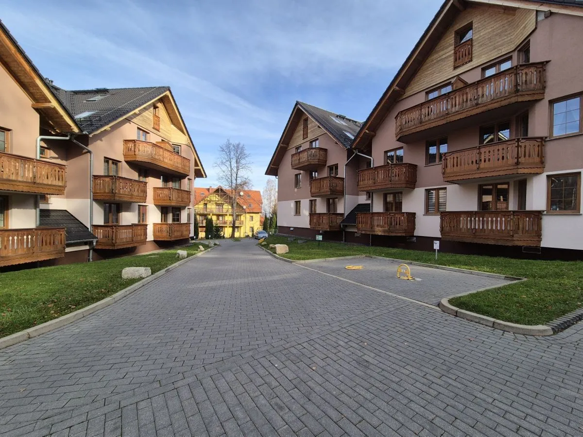 Karpacz Centrum ul. Nadrzeczna - Nowy Budynek - Fa Vat 23% sprzedaż 36m2 - 3
